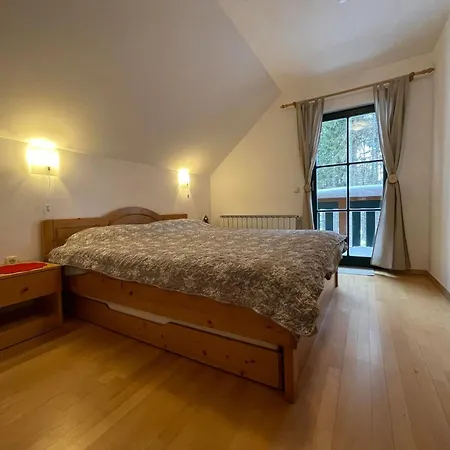 Krásny A Elegantný Dom, Kde Vás S Radosťou Očakávame Na Nezabudnuteľnú Dovolenku Plnú Krásnych Spoločných Spomienok Сasa de vacaciones